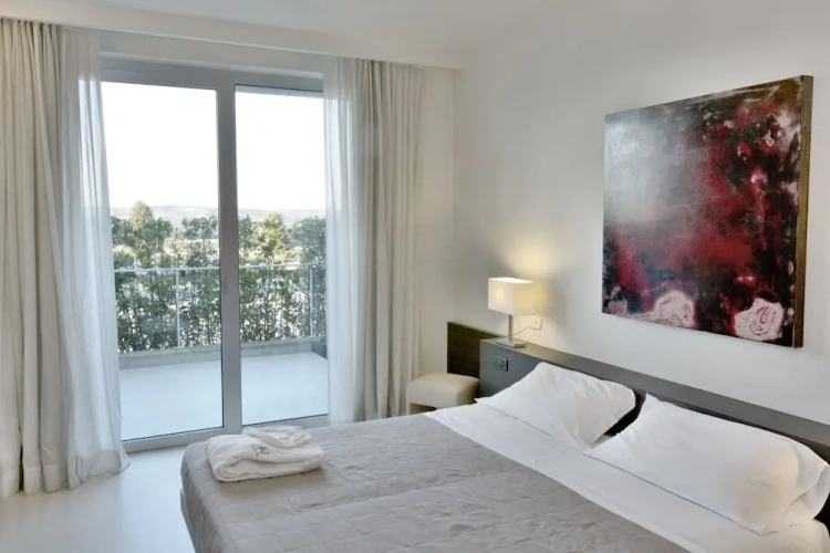 Standard Triple room with balcony