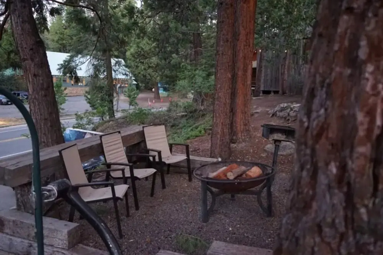 Fox Den Suite in Shaver Lake