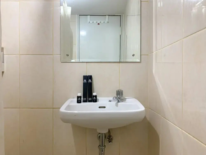 Lavish Studio At Springlake Summarecon Apartment