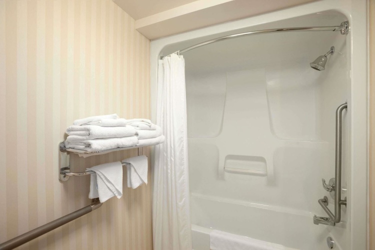 Border Inn & Suites photo 8