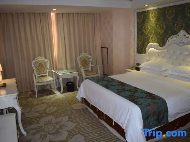 Superior Suite