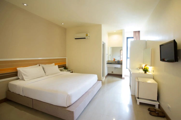Superior Twin room with view