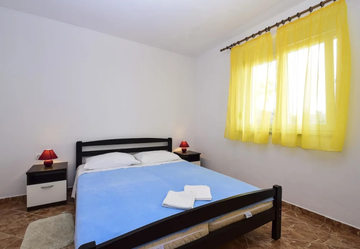 Apartments Komadina M73