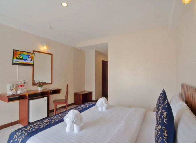 Eastiny Place Hotel