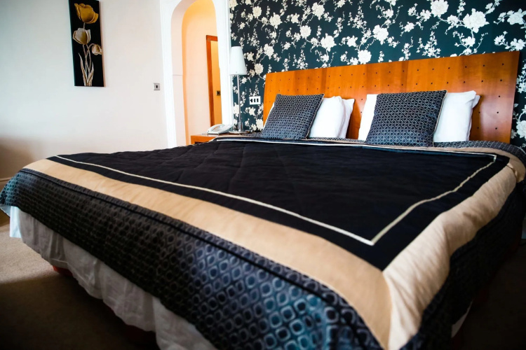The Cumberland Hotel