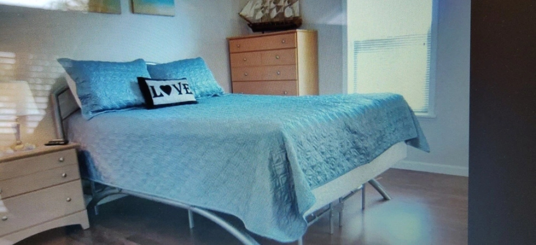 1 Br Unit With Parking 1 Bedroom Condo