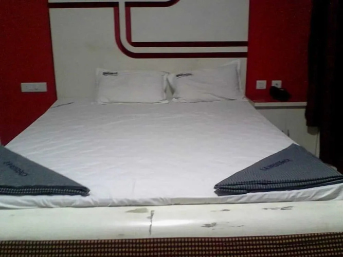 Hotel SR Residency