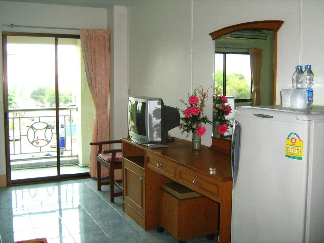 SN Apartment