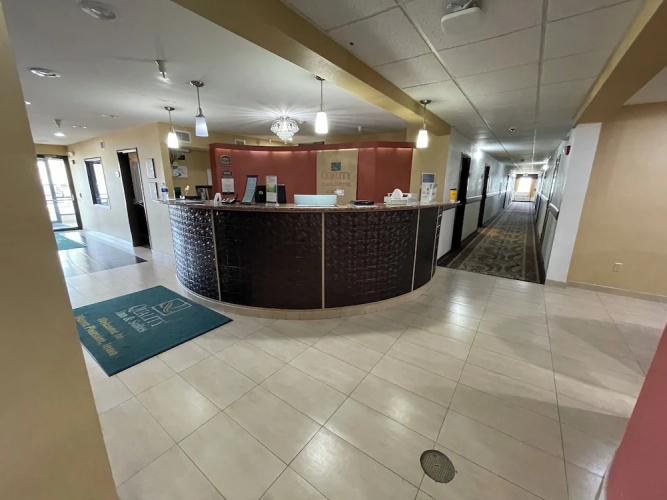 Comfort Inn & Suites