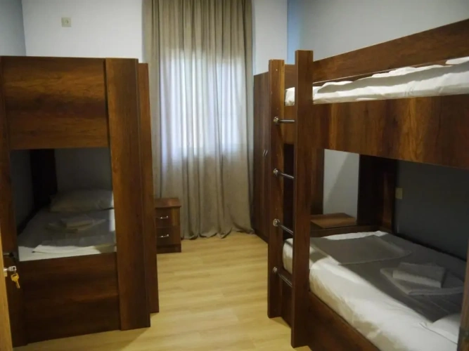 Standard Quadruple room with garden view