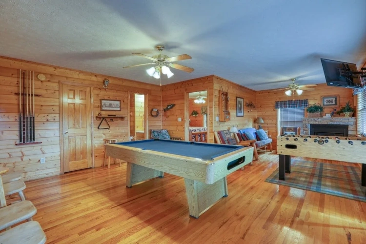 4 Bedrooms Standard room