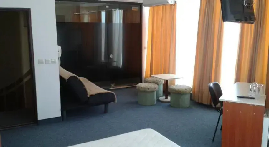 Family Hotel Elit