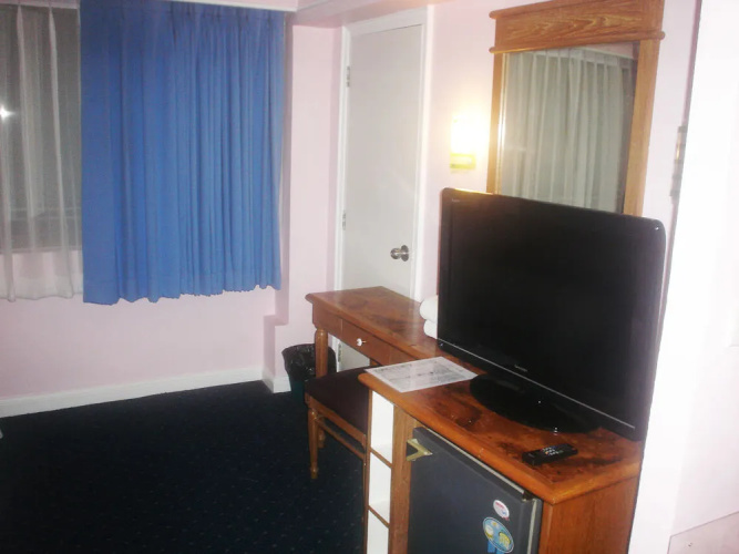 Bangkok Inn