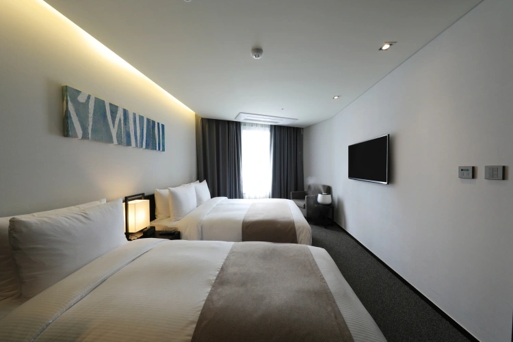 Deluxe Suite