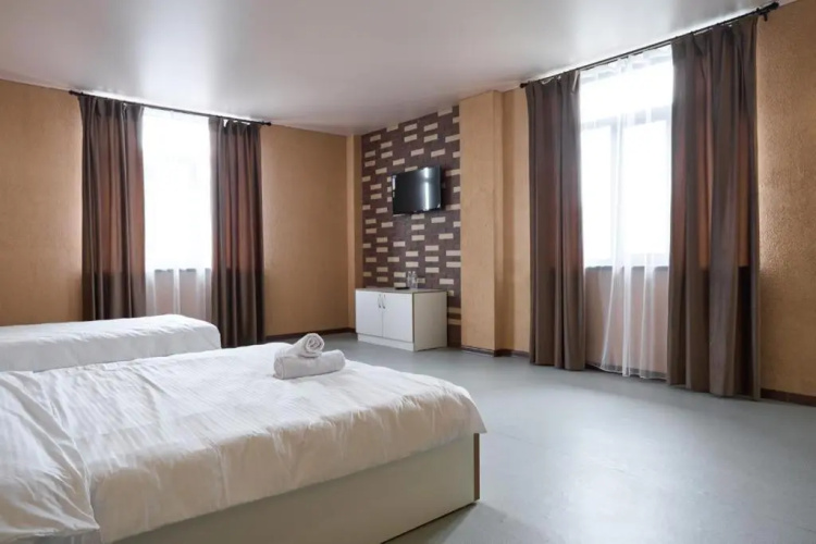 7Days Hotel