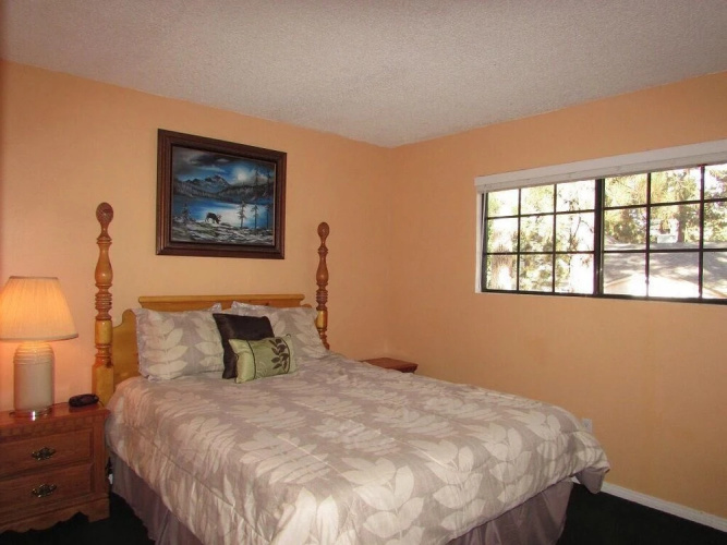 092 - Crestwood Retreat