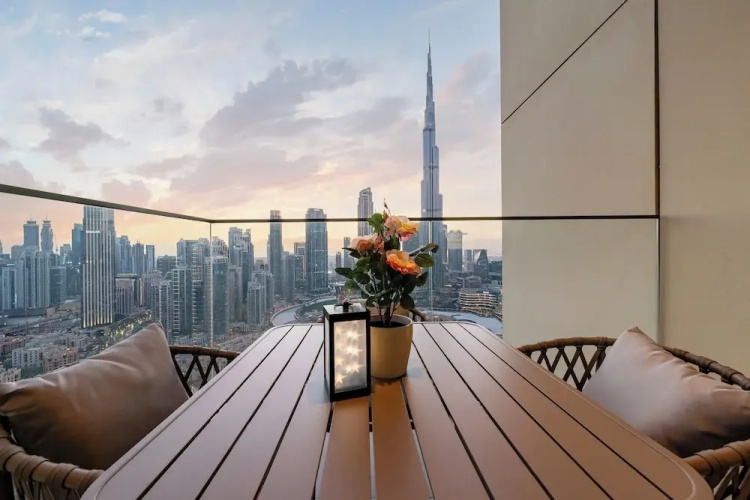 Downtown Dubai 3BR Burj Royale