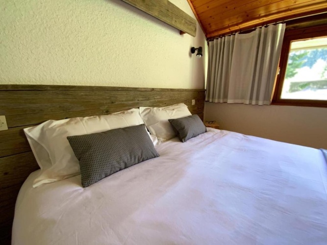 2 Bedrooms Cottage