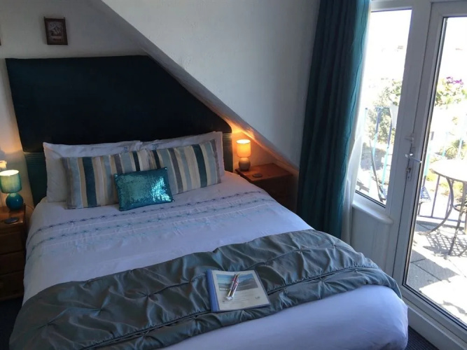 Seaview Guest House
