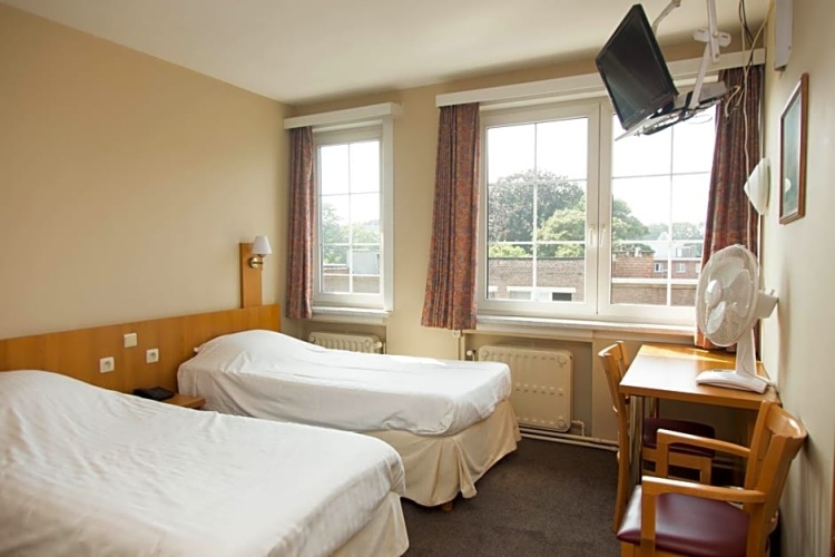 Standard Double room with view