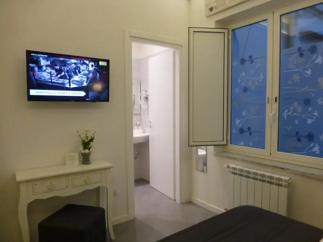 Economy Double room with courtyard view