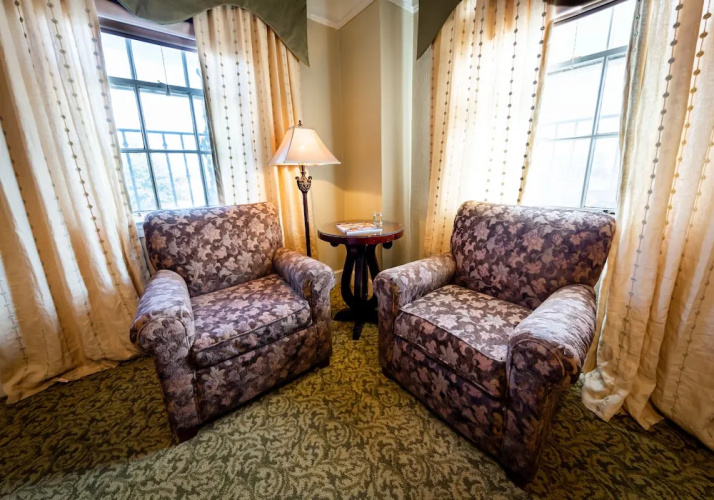 The Hotel Paisano