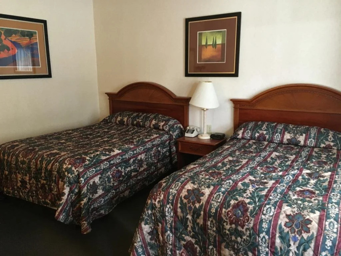Landmark Motor Inn