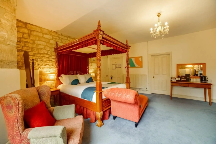 Superior Quadruple Suite