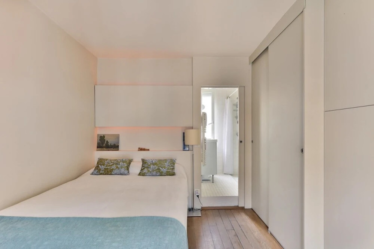 Apartment for 2 10th Arr. Paris