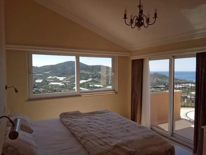 AL089 Antalya