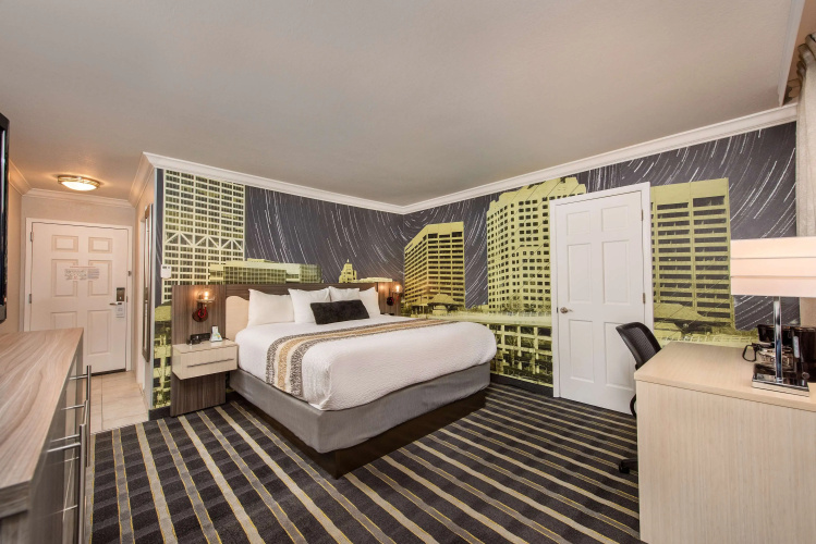 Best Western PLUS Milwaukee West