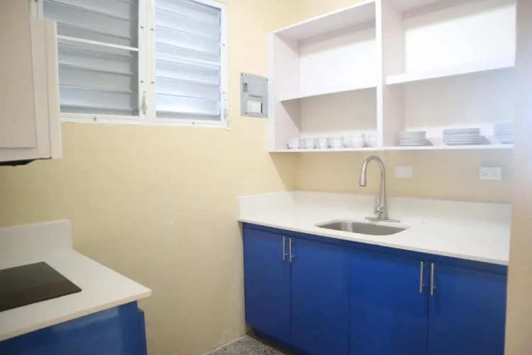 3 Bedrooms Apartment