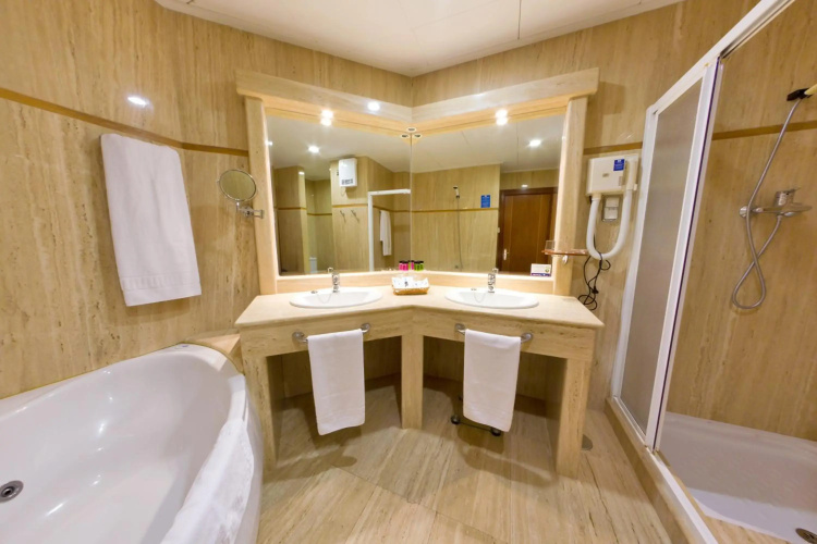 Hotel Traina