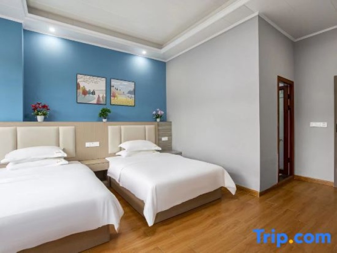 Standard Double room with view