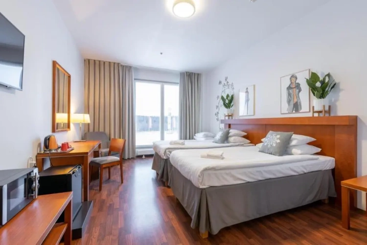 Standard Triple room
