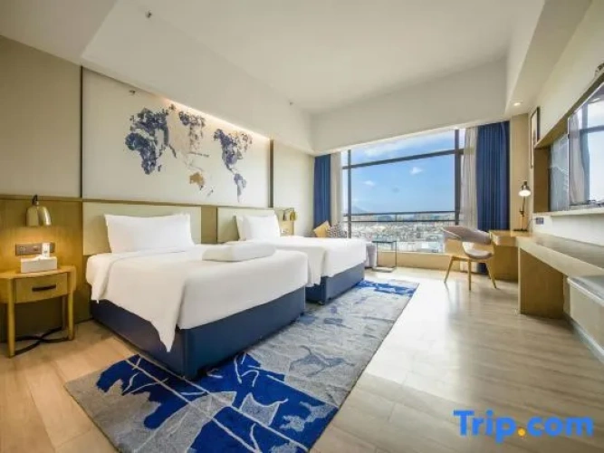 Superior Double room with street view