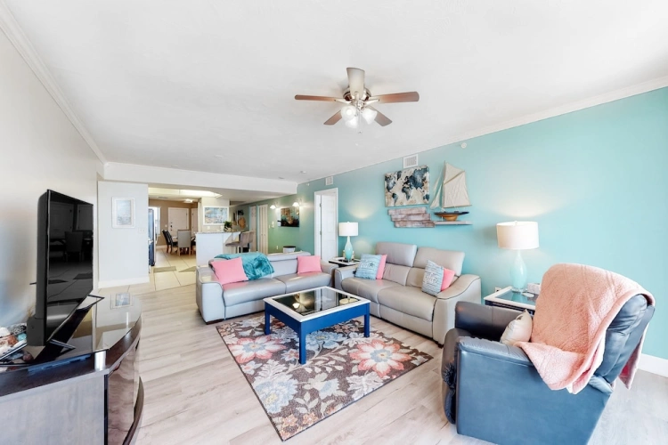 Grand room