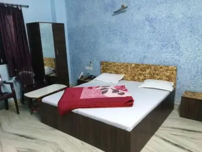 Hotel Rajhans