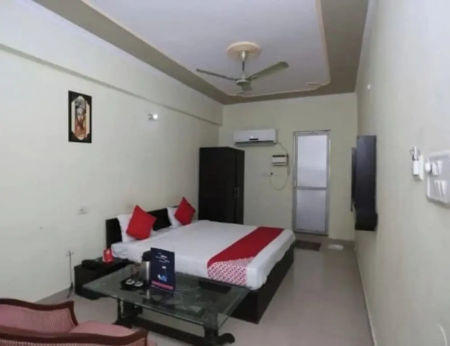 Hotel S K Palace