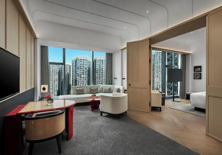 HUALUXE Shenzhen Bao'an by IHG