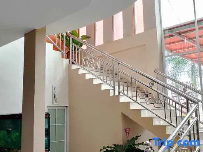 Antariksa Hotel and Restaurant