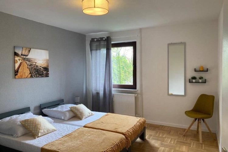 2 Bedrooms Apartment