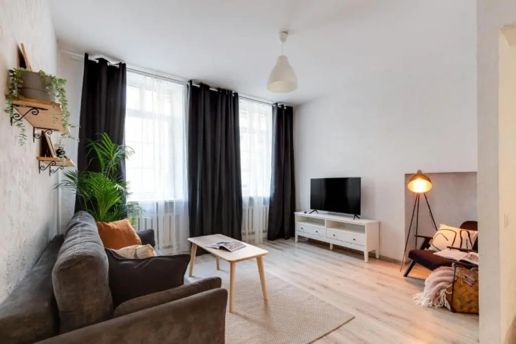 1 Bedroom Apartment