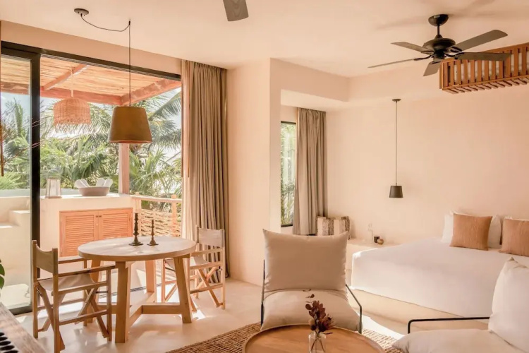 Best-Located Beach Suite with pool.