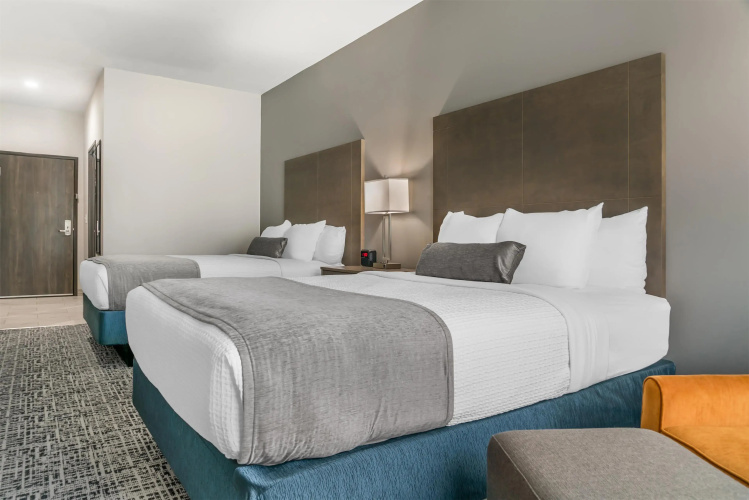 Best Western Plus Wayland Hotel