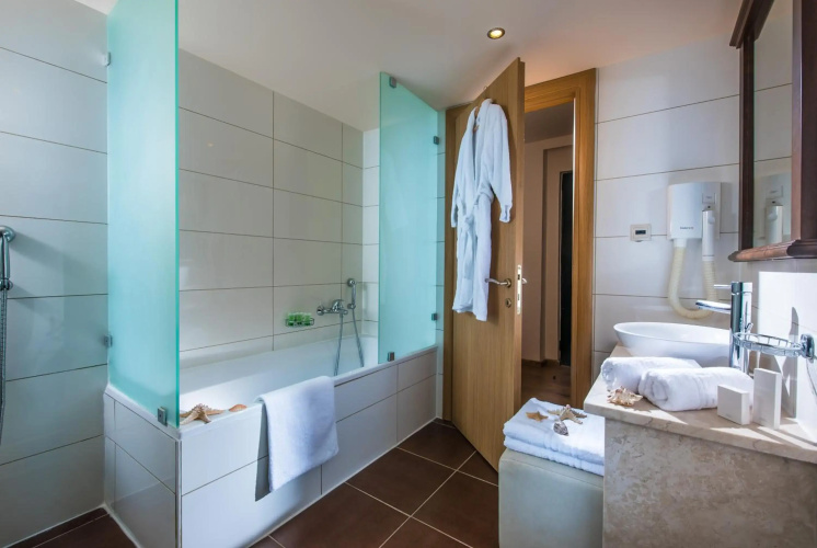 Koutrakis Suites by Estia