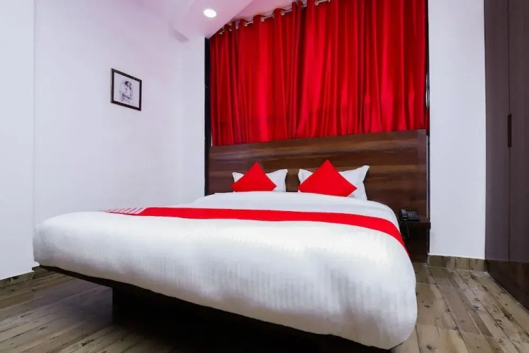 Kavya Residency by OYO Rooms