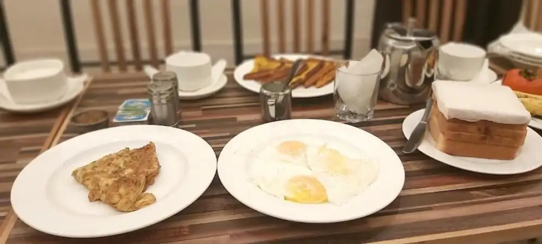 Mairona Hotels Gulberg