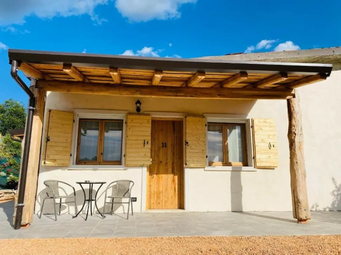 Standard Double room with land view