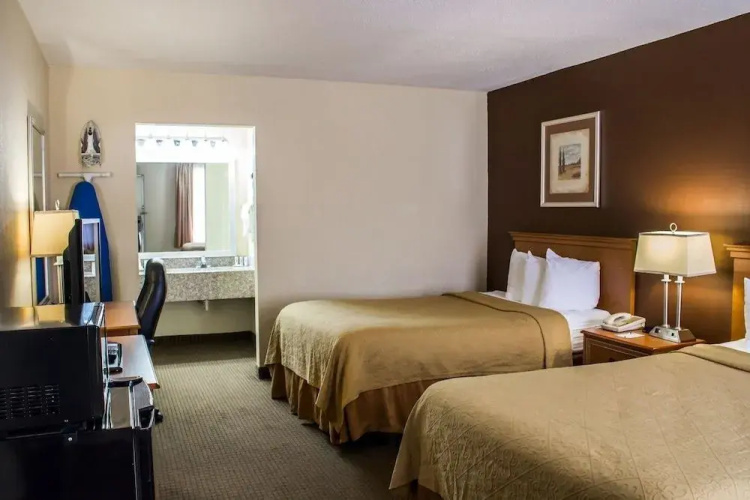 Quality Inn Dunn